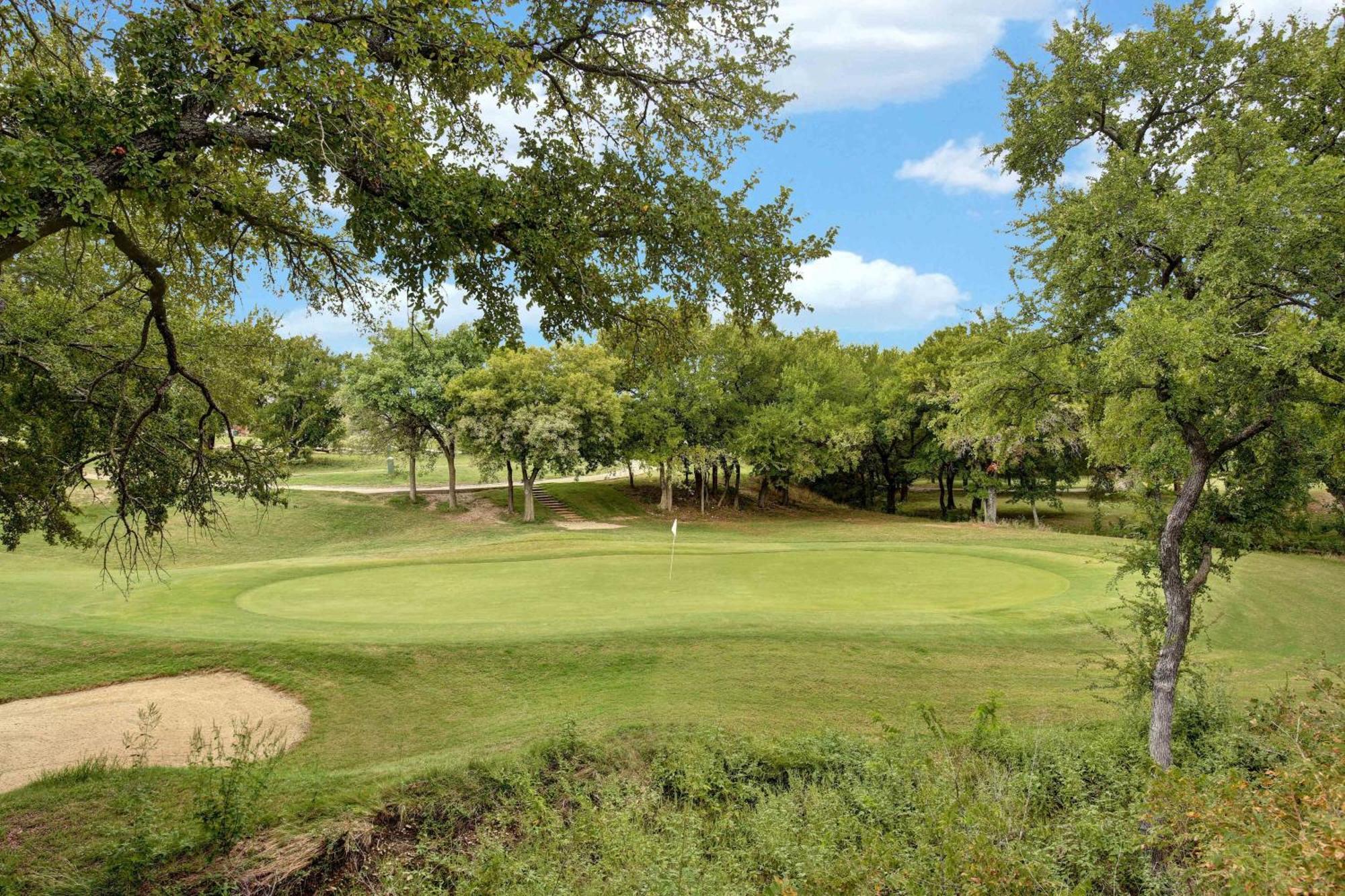 Dallas/Fort Worth Marriott Hotel & Golf Club At Champions Circle Роанок Экстерьер фото